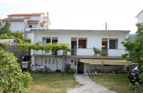 Apartments with a parking space Palit, Rab - 5052